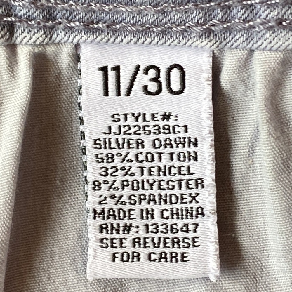 Celebrity Pink Jeans, Size:11 (30), In the Color Gray, Frayed Hem, Skinny ankle - Picture 11 of 12
